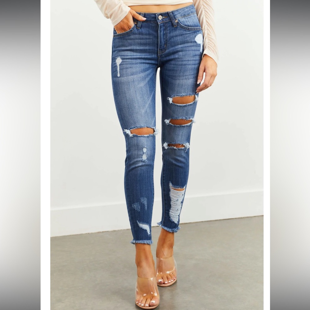 KanCan Distressed Ankle Skinny - Picture 3 of 14